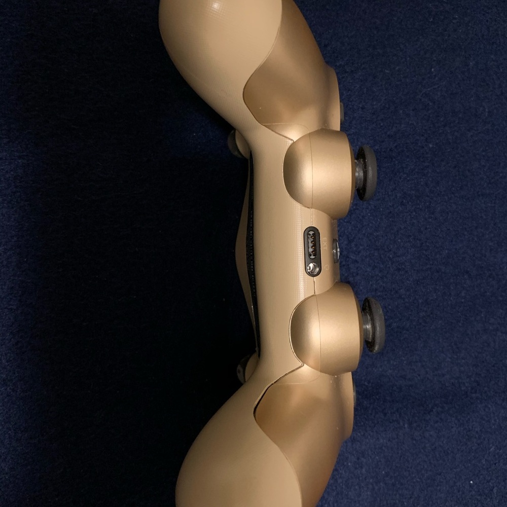 PS4 Controller - Picture 6 of 6